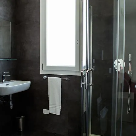 Bed and breakfast Regina's 3*